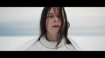 Julia Andersson – Vinterdvala (official music video)