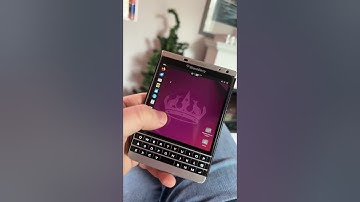 Ubuntu 24.04 on the #blackberry passport feels pretty smooth #ubuntu #linux # #smartphone