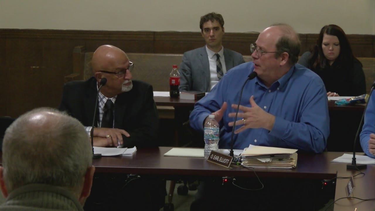 City finance talk stalls during "waste of time" meeting; another