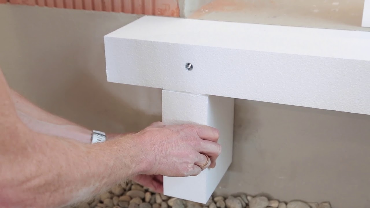 Пристенный монтаж тяжелых конструктивных элементов большого размера с климатическими условиями