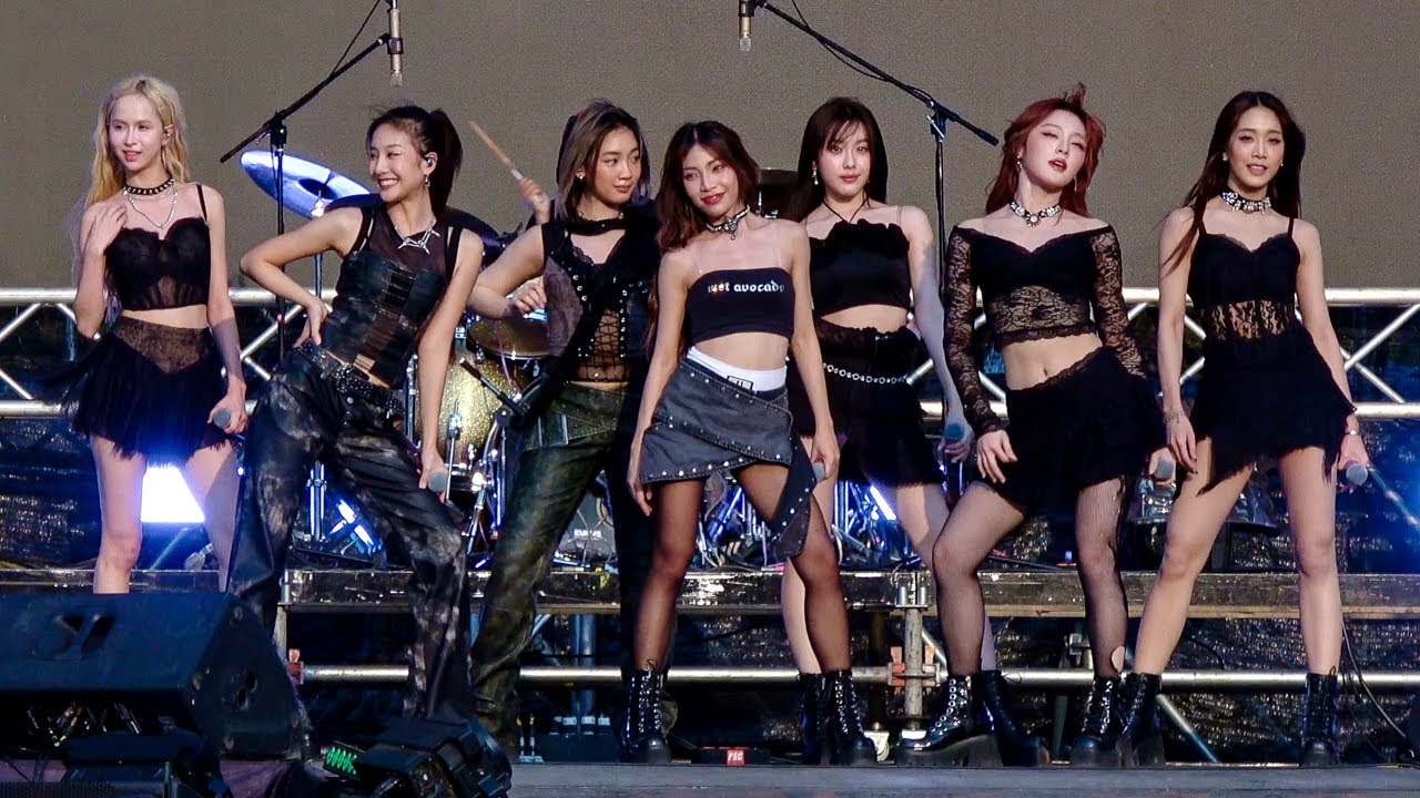 4EVE - คอนเสิร์ต @ ริมผามหานิยม 11 [17022024]