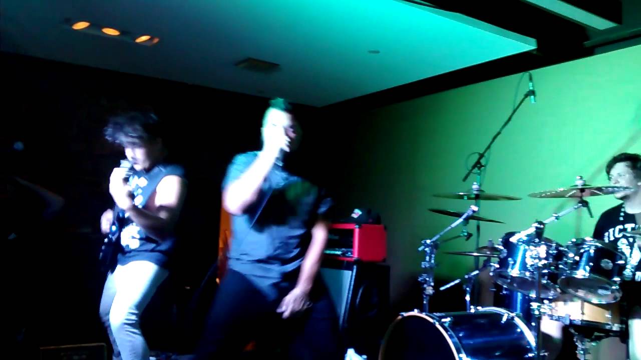 The Hands That Bled ~Darkness Divided ft. Kramer Lowe