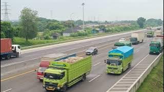 Situasi terkini lalu lintas tol jakarta cikampek 4-12-2024