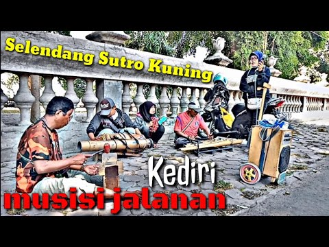 Pengamen Kreatif Asal Kediri  Dengan Musik Tradisional - lagu selendang Sutro Kuning