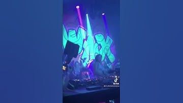 Introvert goes to EDM Festival in NYC….ALONE! #shorts #introvert #edm #nyc