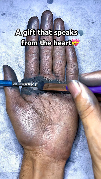 A gift that speaks🗣️ from the heart💝, made just for you with love✨ #customisedgifts #art #ordernow