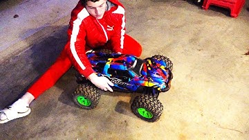 Replacing the X-Maxx ESC with X-01 & Mustang gt350 update