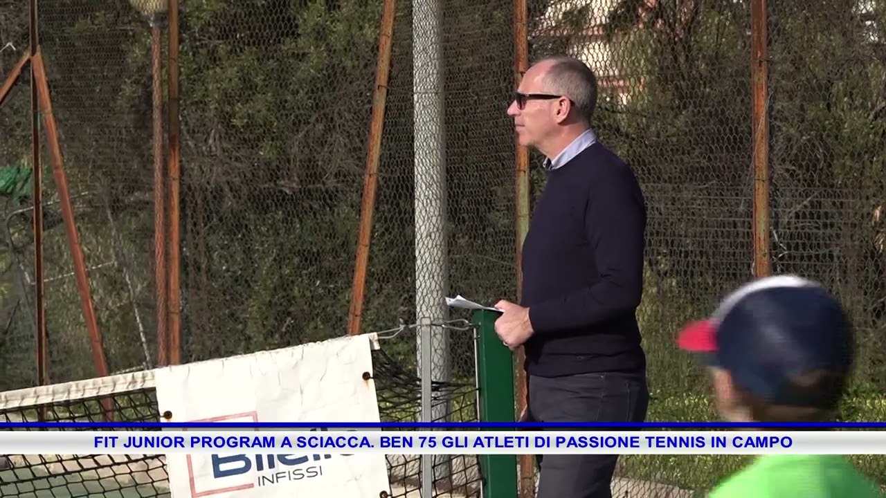 FIT JUNIOR PROGRAM A SCIACCA  BEN 75 GLI ATLETI DI PASSIONE TENNIS IN CAMPO