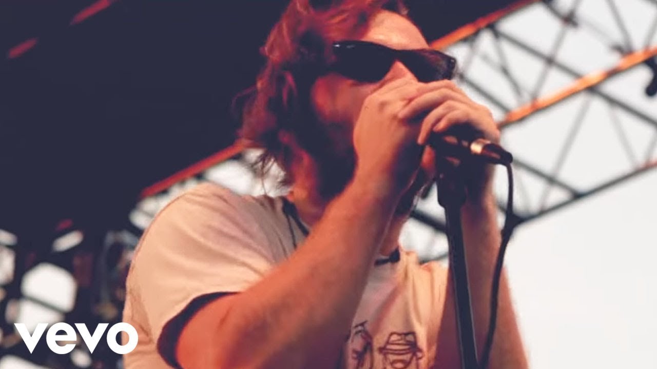 Whiskey Myers - Home auf YouTube ansehen Whiskey Myers - Home auf YouTube ansehen