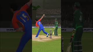 🗣️: B.KUMAR Bowling💀and S.AYUB Batting ☠️#viral #cricket #trending #shorts #video #realcricket