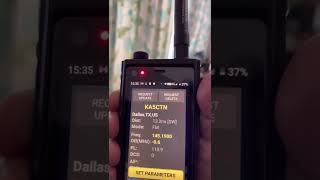 Demo of the Comet SMA209 rubber duck antenna on the RFinder B1 