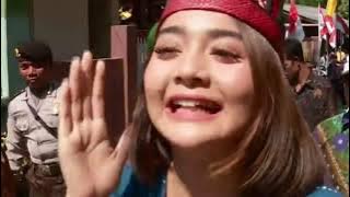 Cover Lagu Bawean   Merah Delima ( Beku Band )