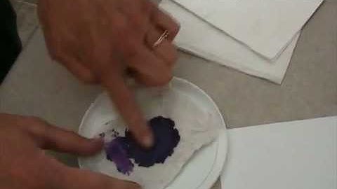 Valentine Crafting with Kids: How to Make the Stamp Pad