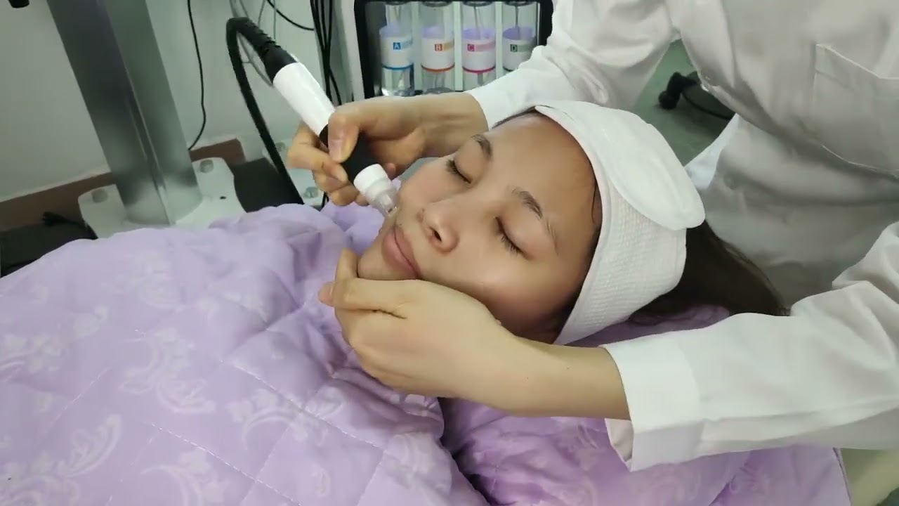 D12 Alice bubble oxygeneo skin care machine