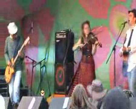 3 Daft Monkeys@Off The Tracks Spring Festival2008/R U Here?