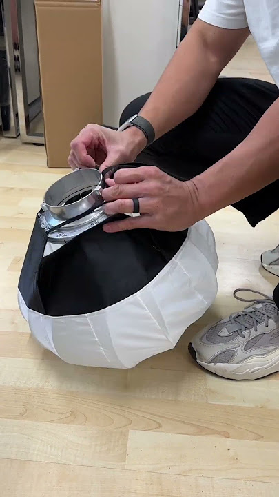 Setting up the Spectrum Mini 40cm Lantern Diffuser Softbox Ball (Bowens Mount)