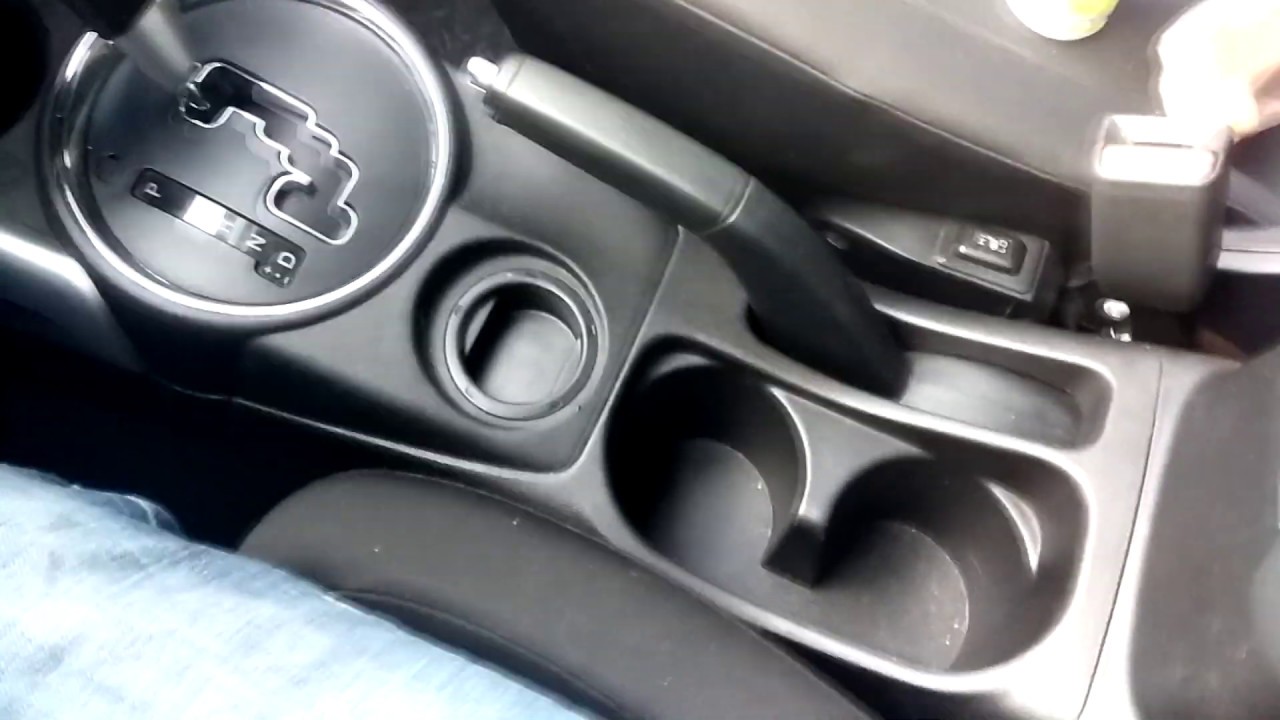 Светодиодные плафоны подсветки номера - Mitsubishi ASX, 1,8 л, 2013 года запчаст