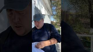 Депутат Денисов старается помочь людям / Каа-Хем