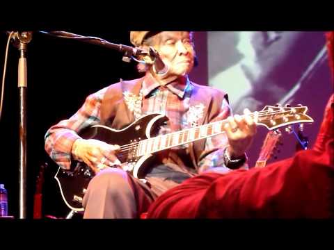 Honeyboy Edwards and Hubert Sumlin on Blues at Cro...