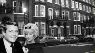 Baby, It's Cold Outside - Joyce Blair & Oliver Reed
