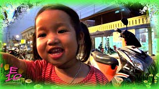 Little Laotian Girl Sees Herself From Camera Lcd