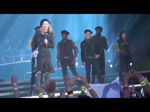 Vídeo: Como Foi O Show Show De Madonna Em São Petersburgo