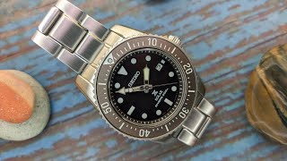 Seiko New (2021) 38mm Diver's SNE571P1 First Look - YouTube