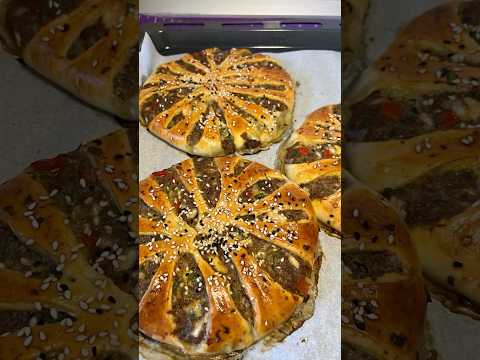ЛЕПЁШКИ С ФАРШЕМ НА ПЕРЕКУС