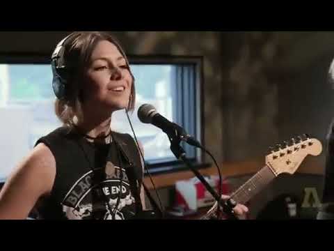 Larkin Poe - Run For Your Money