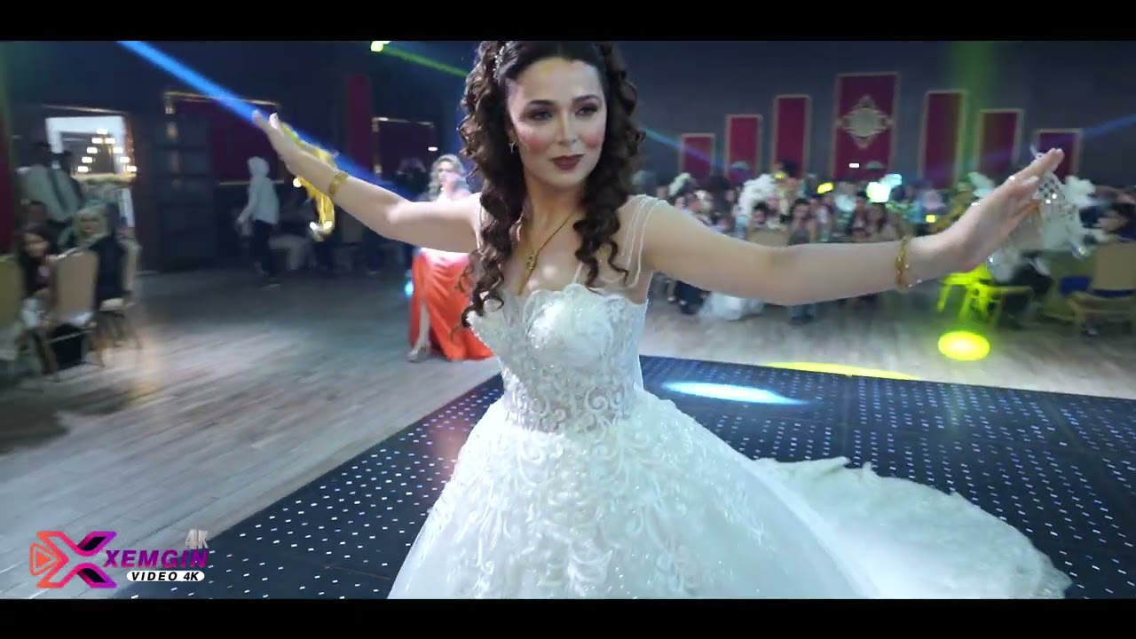 اقوى رقص عفريني من اهضم واحلى عرسان على انغام زرناية ولات حج ناصر مع كروب جين في قاعة الايليزيه