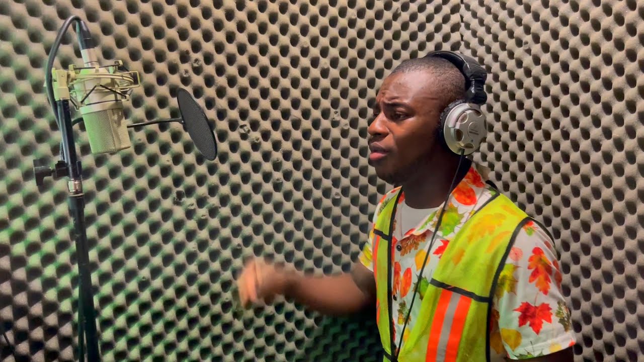 Men koze misye al fe omaj li nan yon studio mizik |JJM|TCHELEYY|STEPH BEAT|