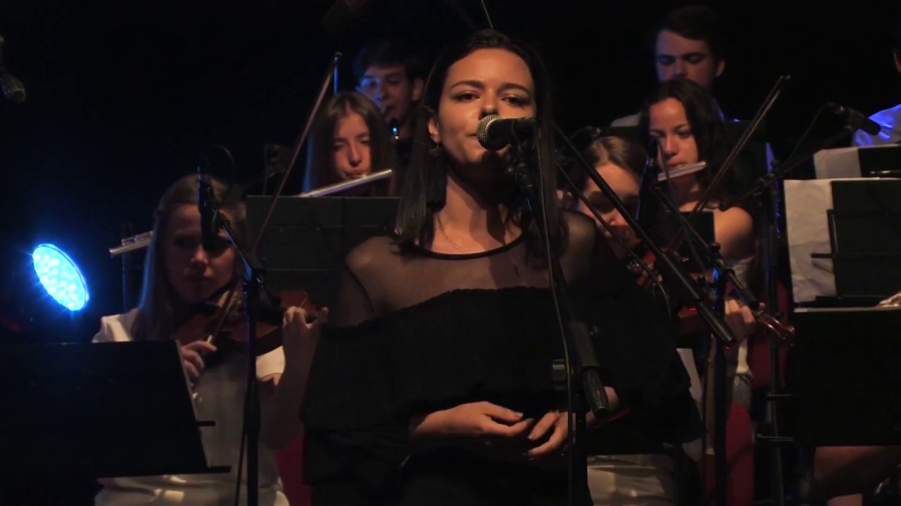 Bolyongok a város peremén - Bahnă Eliza & SJO