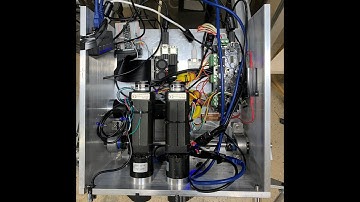 robotic arm with real-time object detection