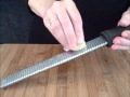 How to mash garlic into a paste