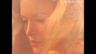 Video thumbnail of "Lynn Anderson -- Keep Me In Mind"