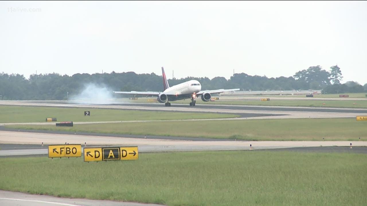 Airlines Could Soon Weigh Passengers Before Boarding Plane YouTube