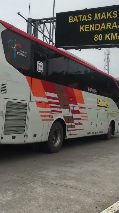 Bus cepat EKA dan SAN masuk gerbang tol bawen #shorts