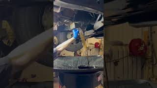 The drain plug always gets the brake clean treatment. #brakecleaner #automotive #mechanic
