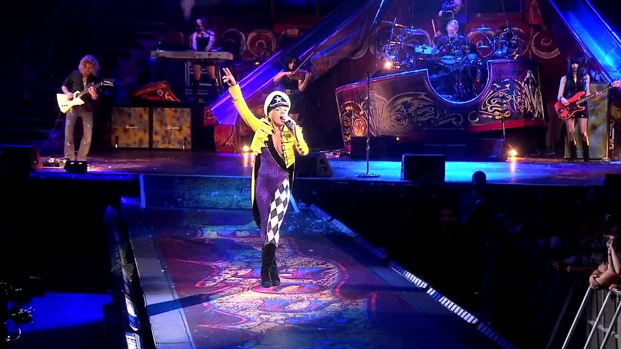 pink funhouse tour live in australia videos