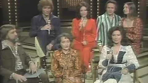Clara Webb Butcher, Loretta Lynn, Crystal Gayle fi...