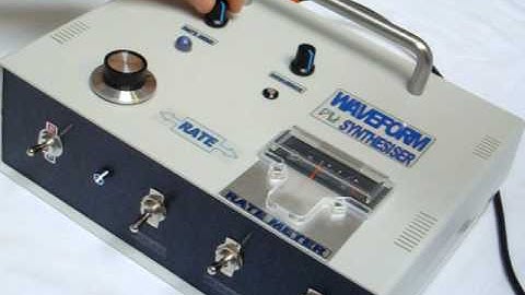 RC CIRCUIT BENT WAVEFORM THEREMIN SYNTH