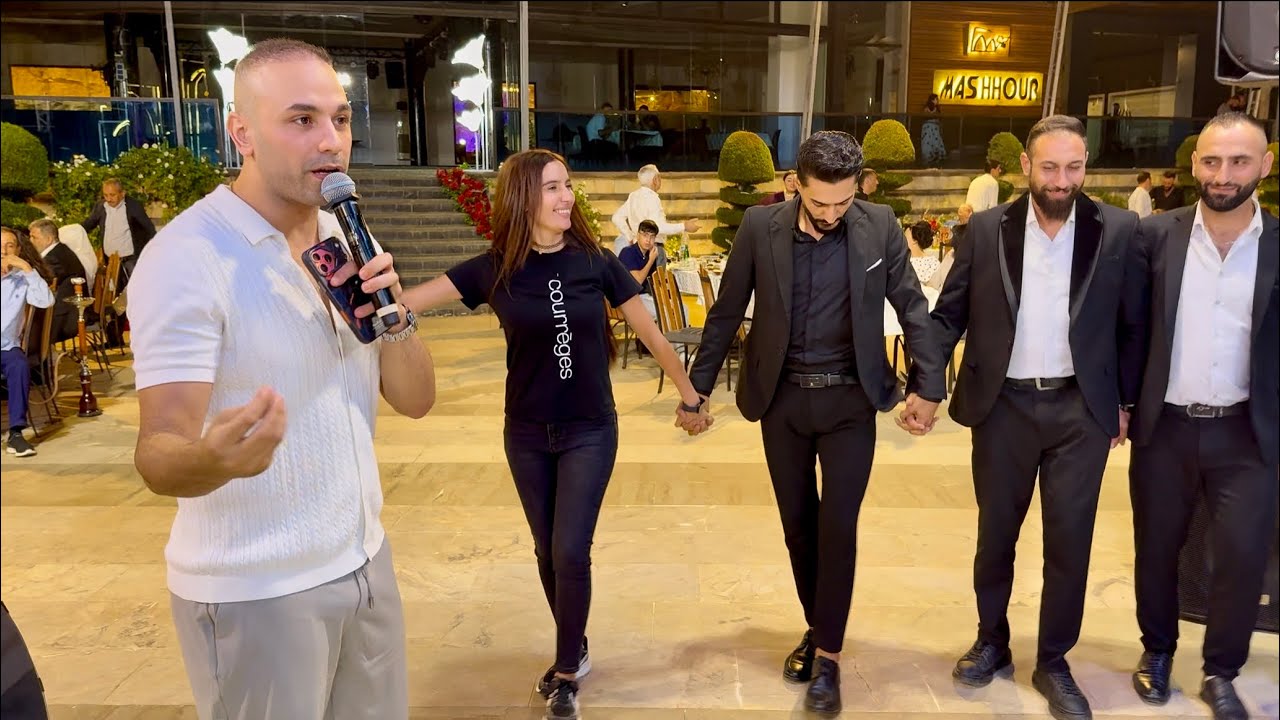 شاهد غضب البنت بل دبكة اللبنانية🇱🇧تتحدى الشباب على الاول😳خطفت الجميع lebanese dabke tutorial