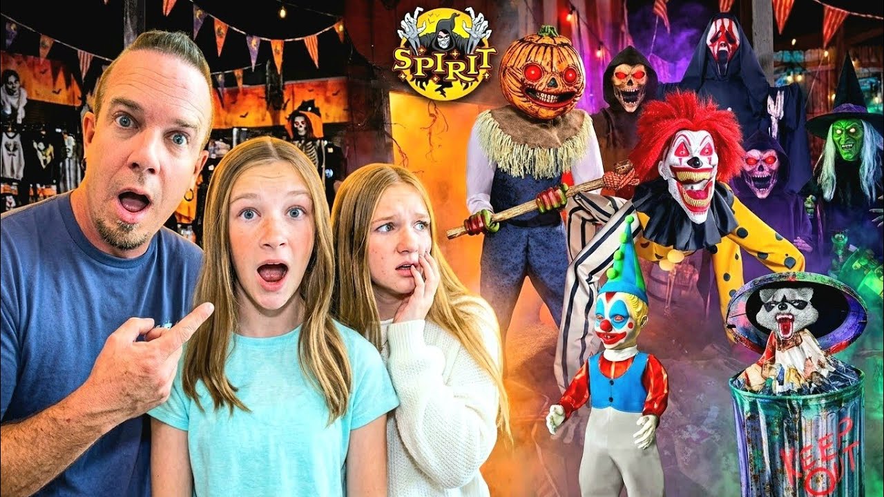 Spirit Halloween Family Costumes and Animatronics!!