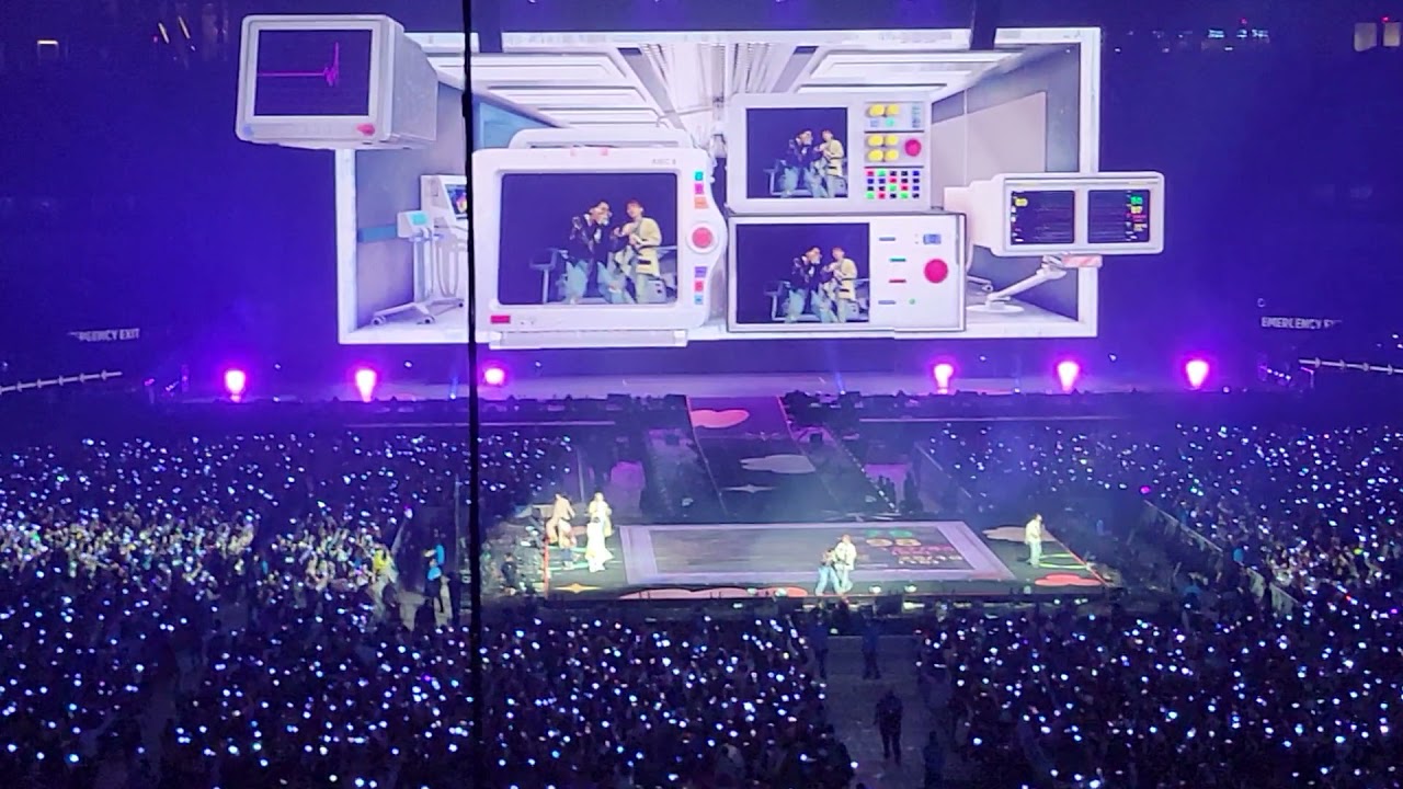 Airplane Pt. 2, Baepsae & Dis-ease - Focus on amazing concert graphics - BTS PTD on STAGE LA - Day 3