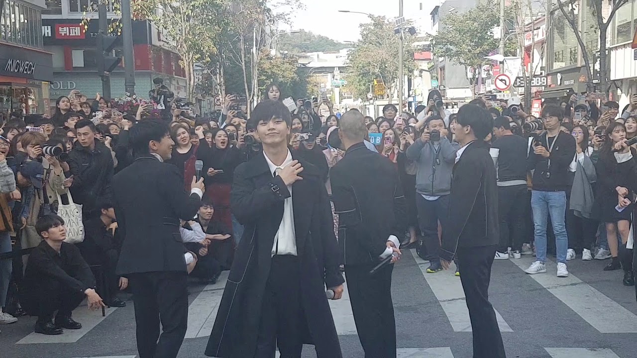 비투비 신촌 게릴라 171022. (2)