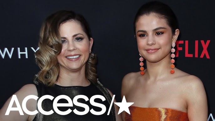 Are Selena Gomez & Her Mom Mandy Teefey Feuding? | Access - YouTube