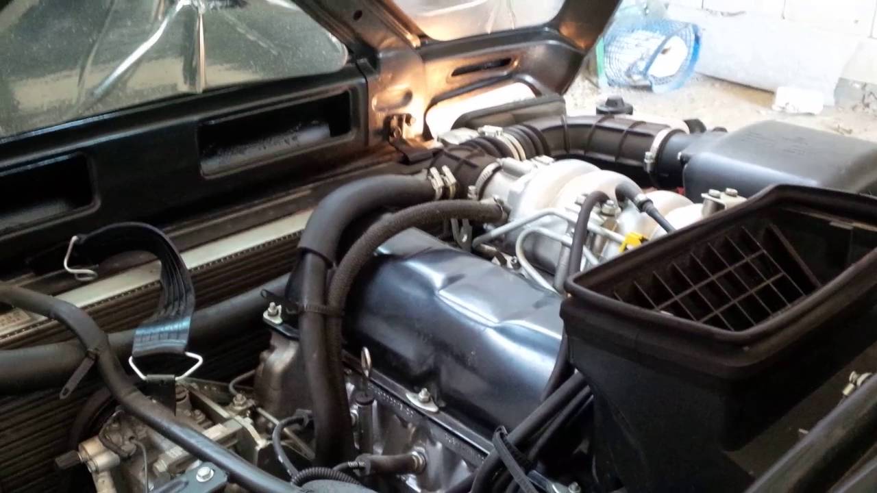lada 4x4 urban engine noise at startup ....