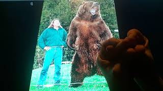 Horacio the handsnake - Bart the bear
