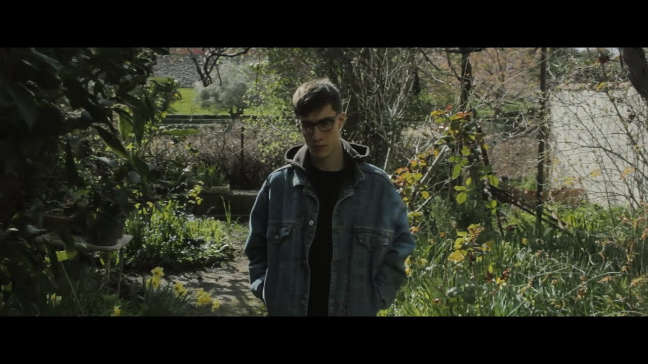 One Path - Mi Viejo Choso / Bounce (Video) auf YouTube ansehen One Path - Mi Viejo Choso / Bounce (Video) auf YouTube ansehen