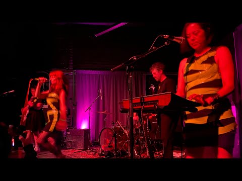 Bratmobile - Bitch Theme (LIVE @ Zebulon Café Los Angeles 6/28/2023)